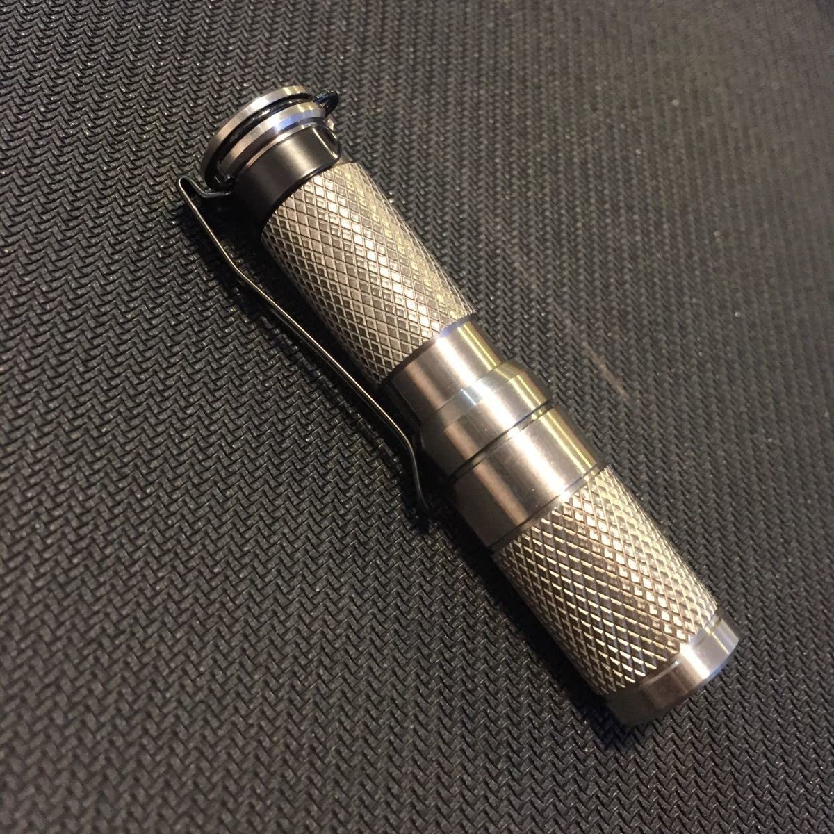 Amazon.co.jp: MARATAC AAA Titanium flash light 検)EDC ライト