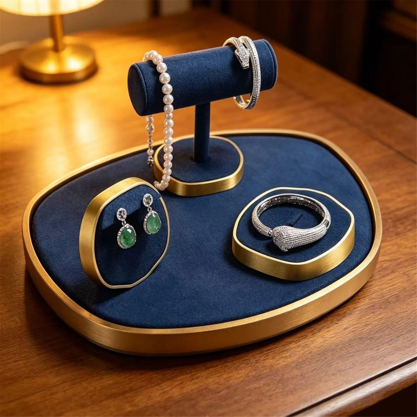 Stojak na biżuterię 4-Piece Microfiber Metal Jewelry Display Set for Ring