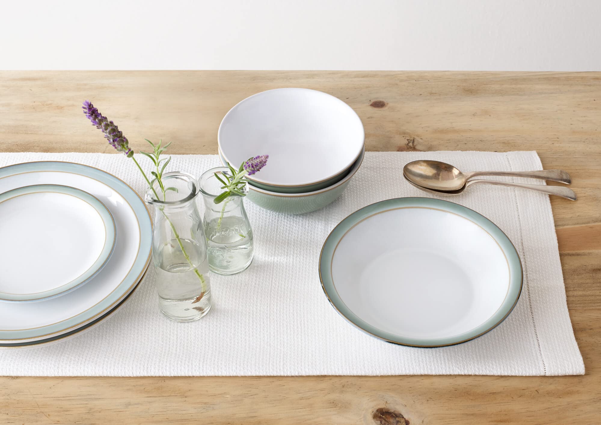 Denby - Service De Table Blanc Moucheté Pour 4 à 12 Pièces De Vaisselle En Céramique - Vaisselle En Grès Lavable Au Lave-vaisselle Et Au Micro-ondes - Vernis Réactif, Blanc - 4