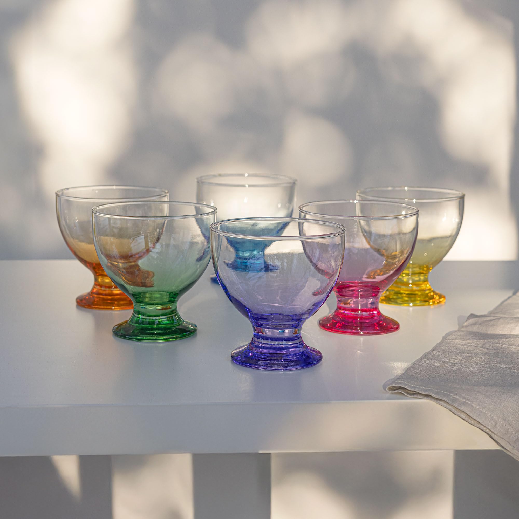 TREND FOR HOME Szklane Pucharki do Lodów Zestaw Szklanych Misek do Deserów na Grubej Nóżce Miseczki Deserowe Szkło Przeźroczyste z Kolorową Nóżką, Kolekcja Selina Rainbow Blast, 475 ml, 6 Sztuk
