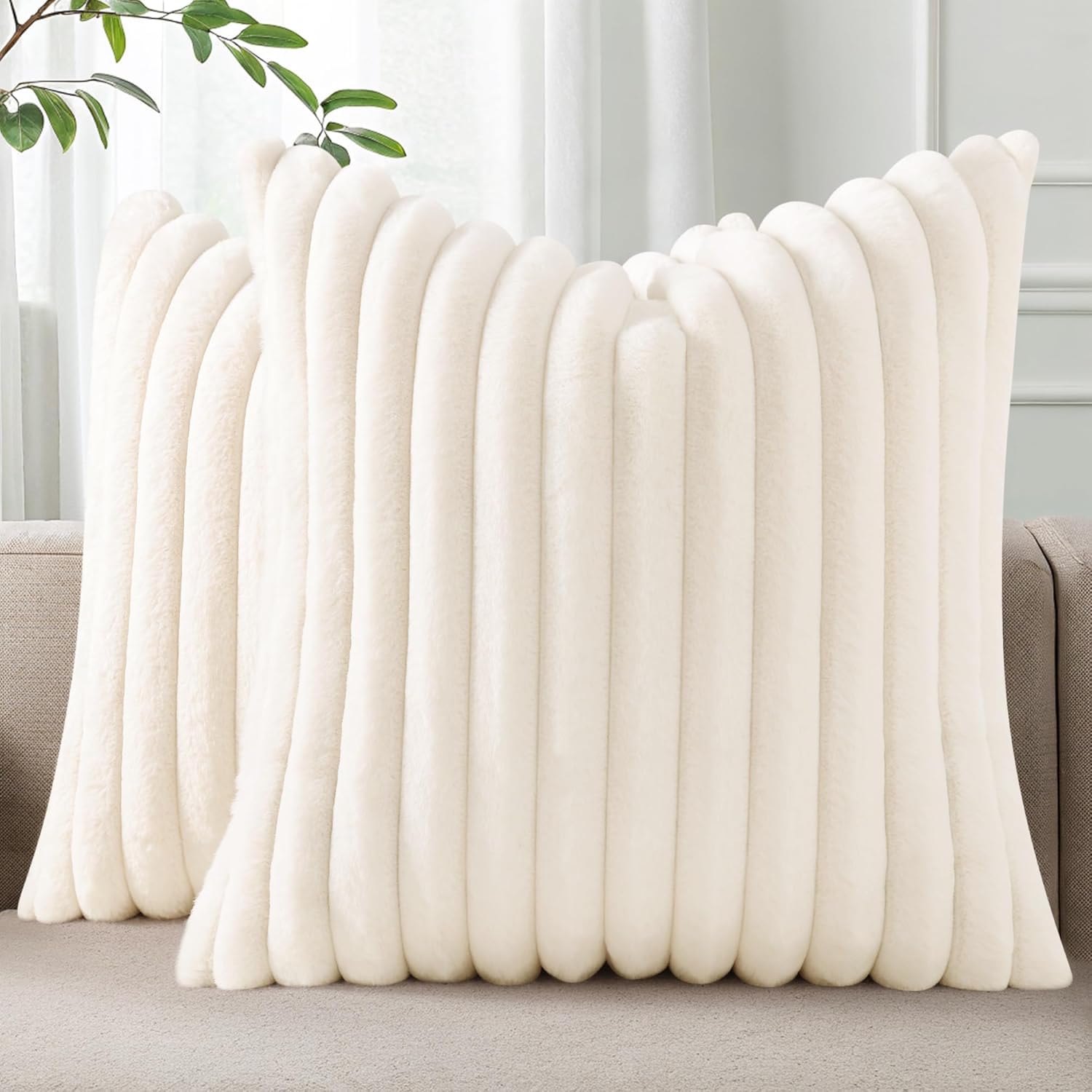 Homaxy Faux Fur Cushion Covers 55x55cm Set of 2, Decorative Luxury Soft Fluffy Striped Neutral Pillow case for Sofa, Bed, Couch, Living Room, Cream White