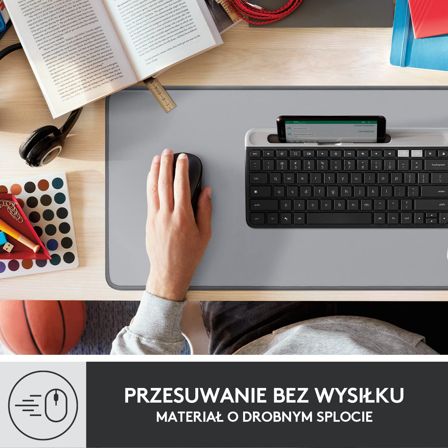 Logitech Desk Mat - Studio Series, Wielofunkcyjna duża mata na biurko, szeroka podkładka pod myszkę, MK470 Smukła klawiatura i mysz bezprzewodowa, zgodność z Windows, US INT'L - Czarny