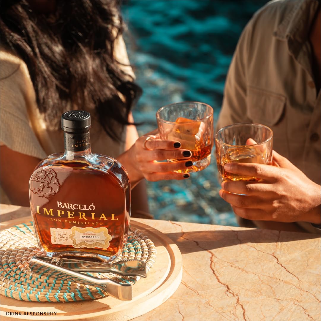 バルセロインペリアルBarceló Imperial Onyx 700mlラム Barceló