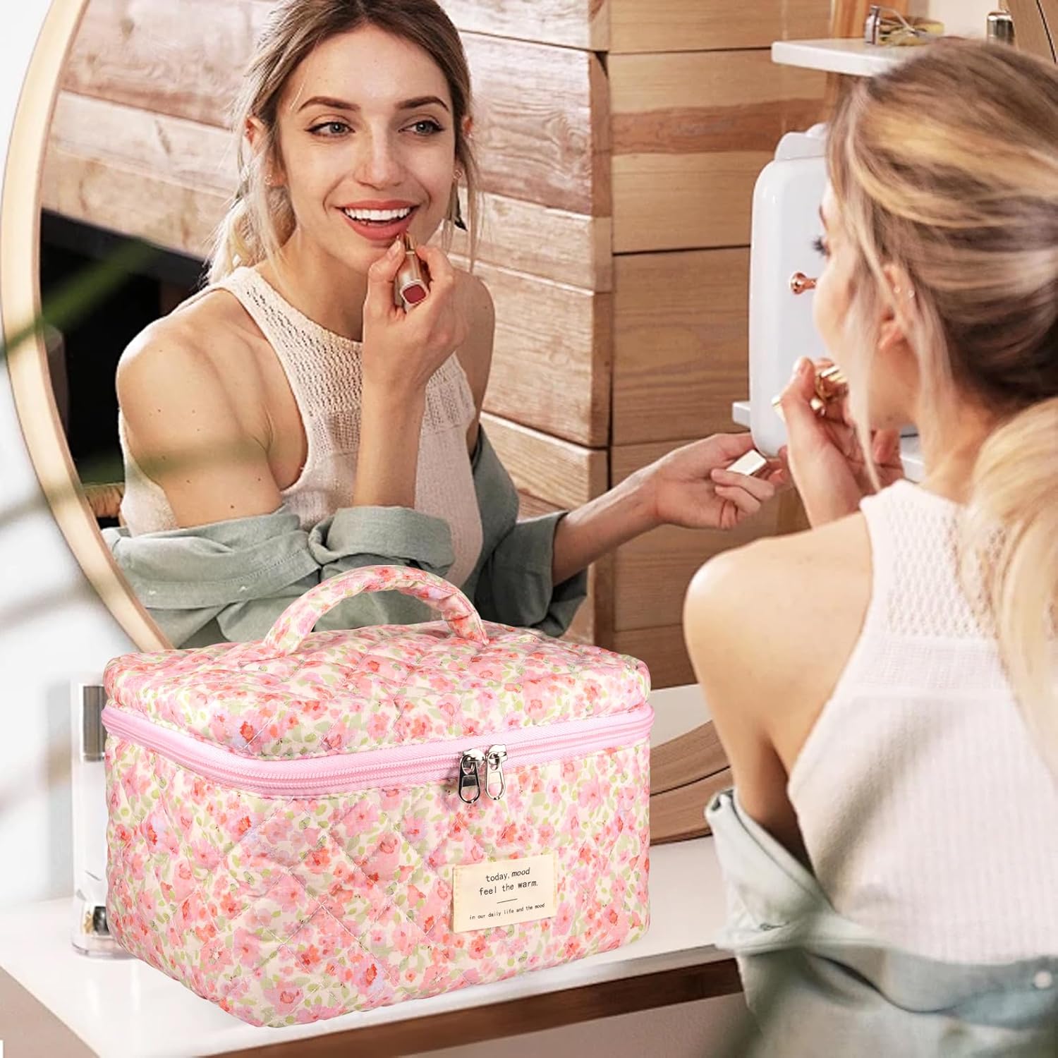 Quilted Makeup Bag, Large Cosmetic Bags for Women Girls, Cute Coquette Aesthetic Travel Toiletry Bag Make Up Organizer Bag - Image 4