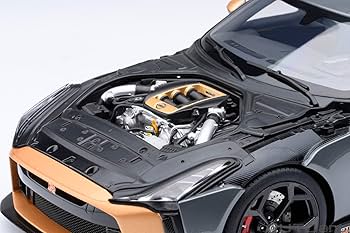 日産イタリアデザインGTR GTR50ミニカー 1/18 グレー/ゴールド AUTOart 1/18 NISSAN GT-R50 by ITALDESIGN （グレー／ゴ