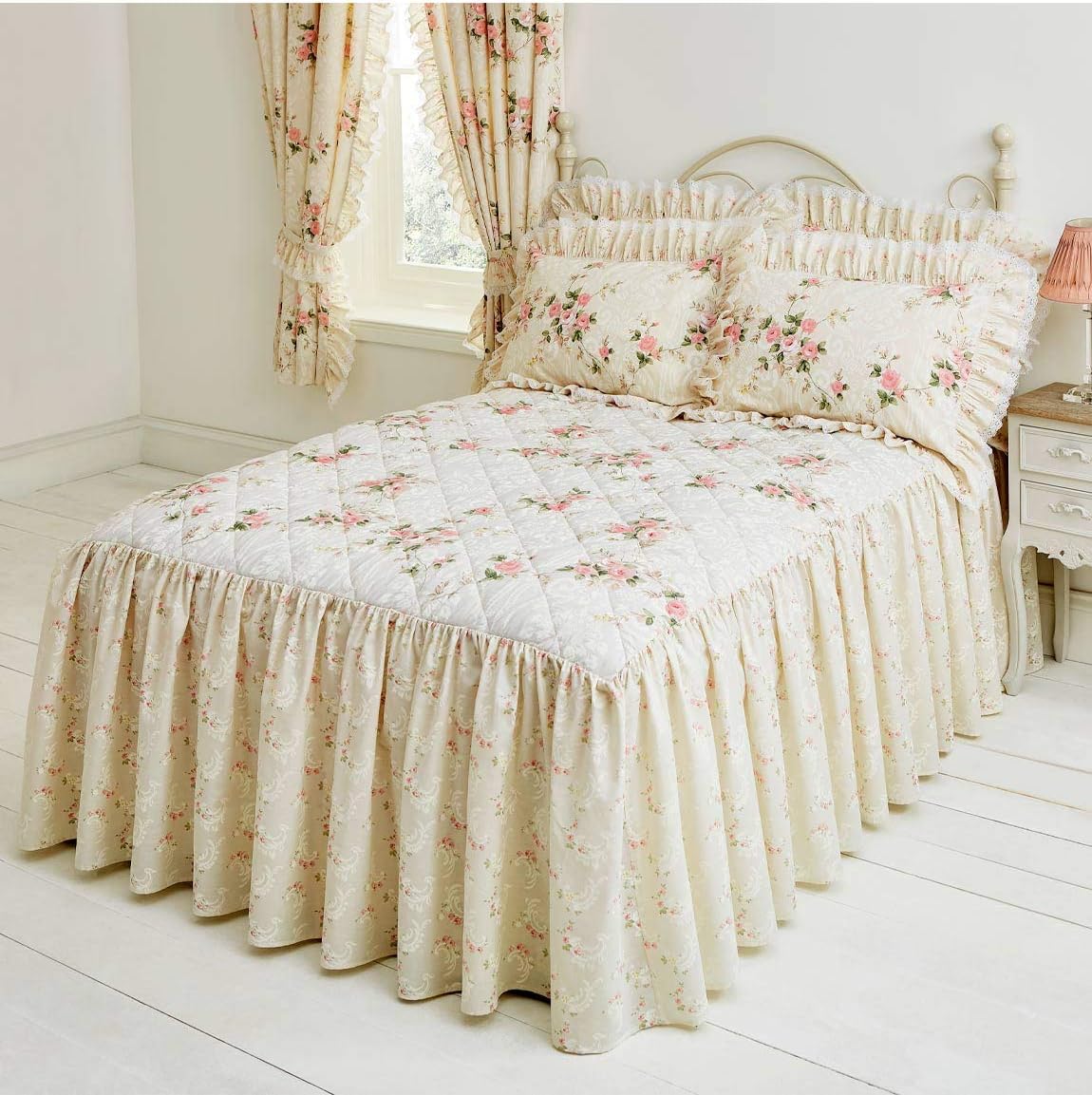 VANTONA Charlotte Fitted Bedspread Cream Amazon.co.uk Home & Kitchen