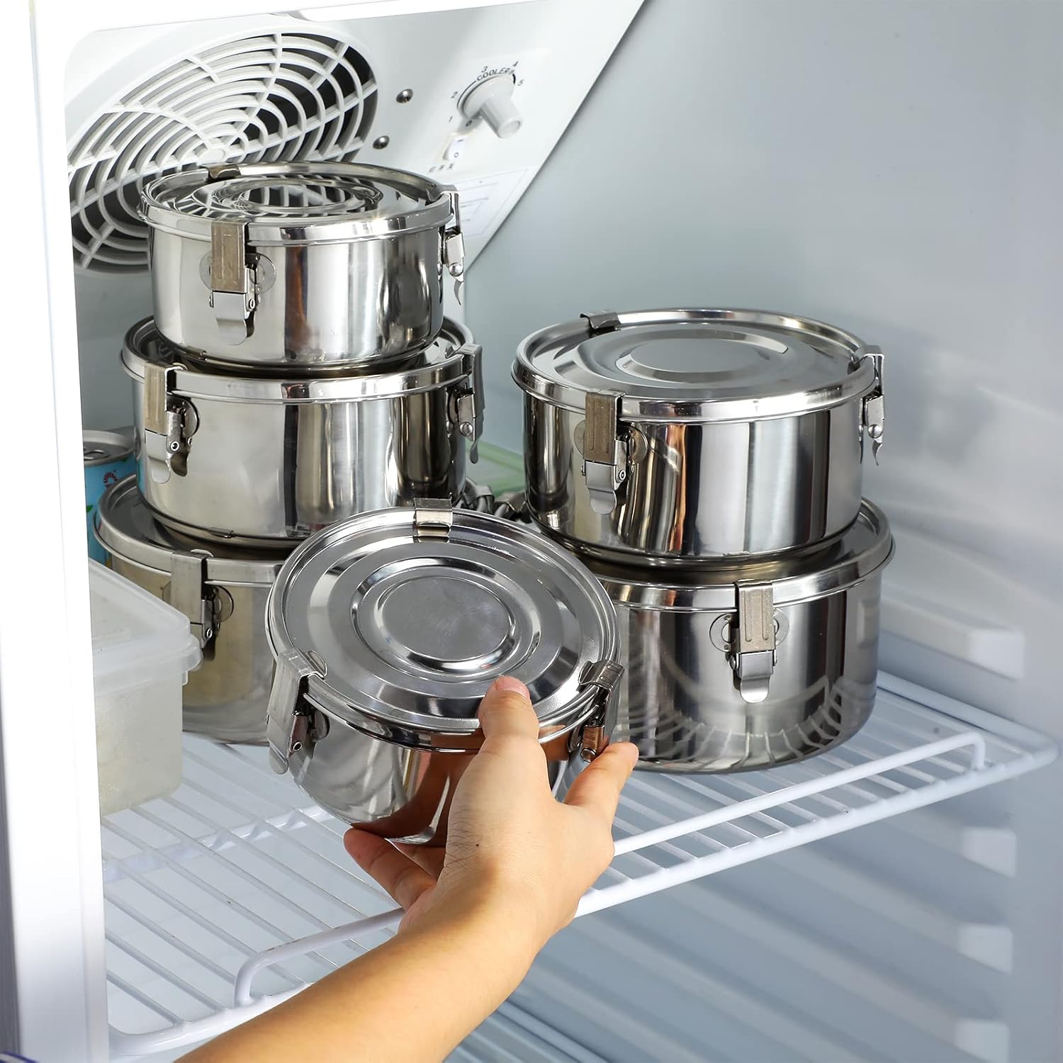 Zopeal 6 Pcs Stainless Steel Food Storage Containers with Lid Bento Lunch Boxes Reusable Metal Flat Canisters for Camping Trips Picnic Snacks Soups Salads Leftovers, 3 Sizes (22oz, 34oz, 54oz) - Image 5