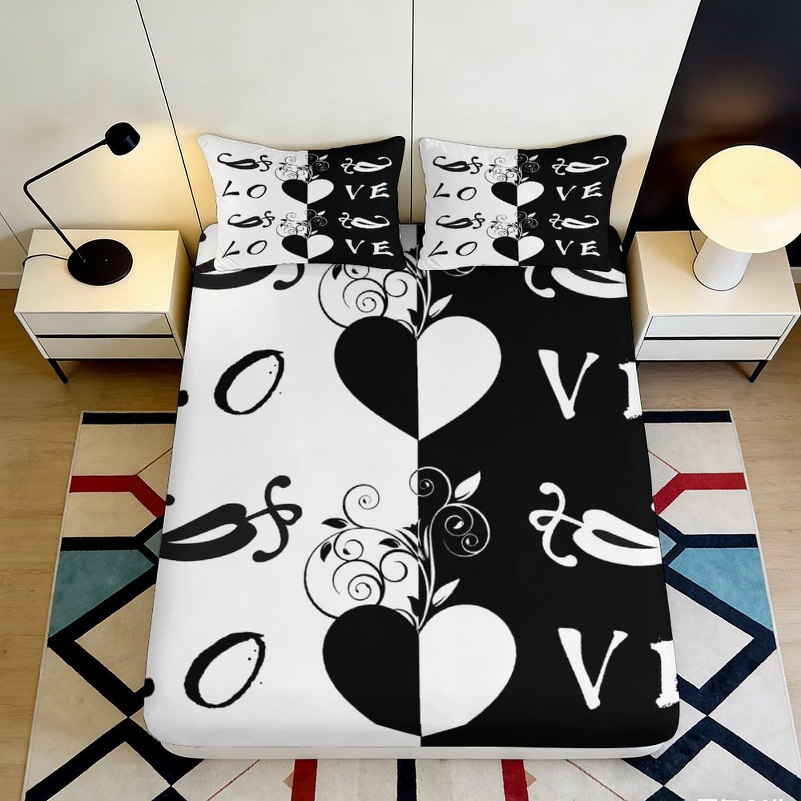 3D Printed Black White Heart Love Fitted Sheet Microfiber Soft Breathable Graffiti Bed Cover for Bedroom Dorm Mattress Protection Decor 160x200x25cm