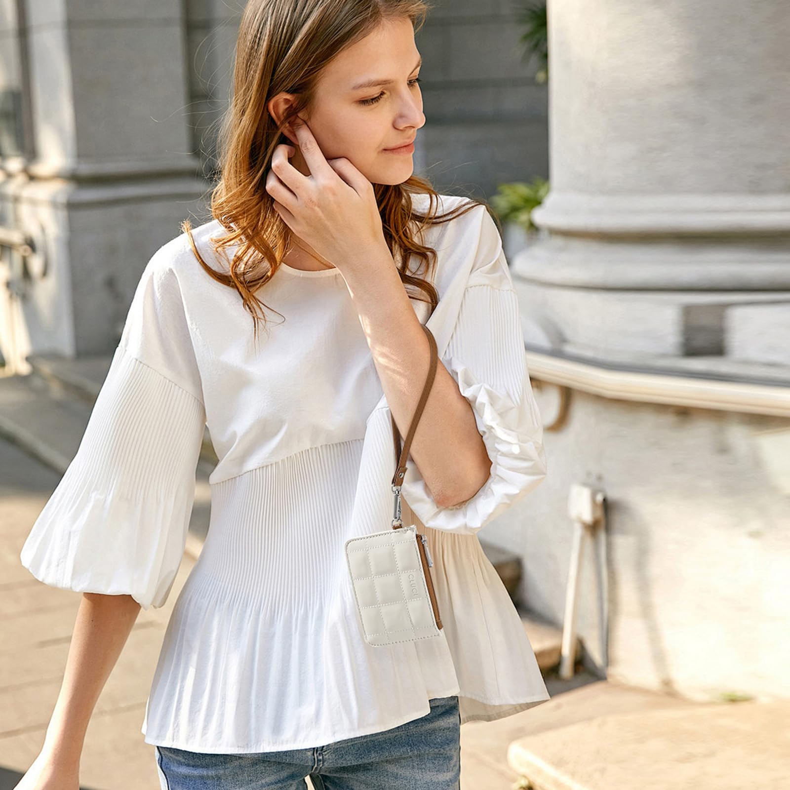 CLUCI Small Quilted Coin Purse Leather RFID Blocking Card Holder Slim Wristlet Wallets for Women Zipper Pocket Beige with Brown