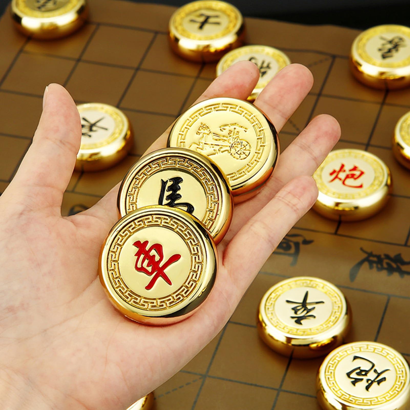 Set di scacchi cinesi in metallo Xiangqi con scacchiera in pelle e scatola di legno