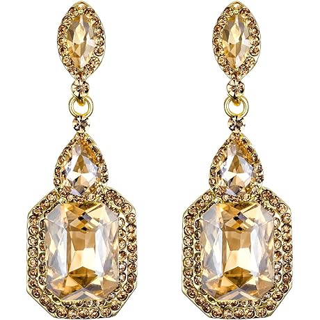 Gold Chandelier Earrings: A Timeless Statement for Women