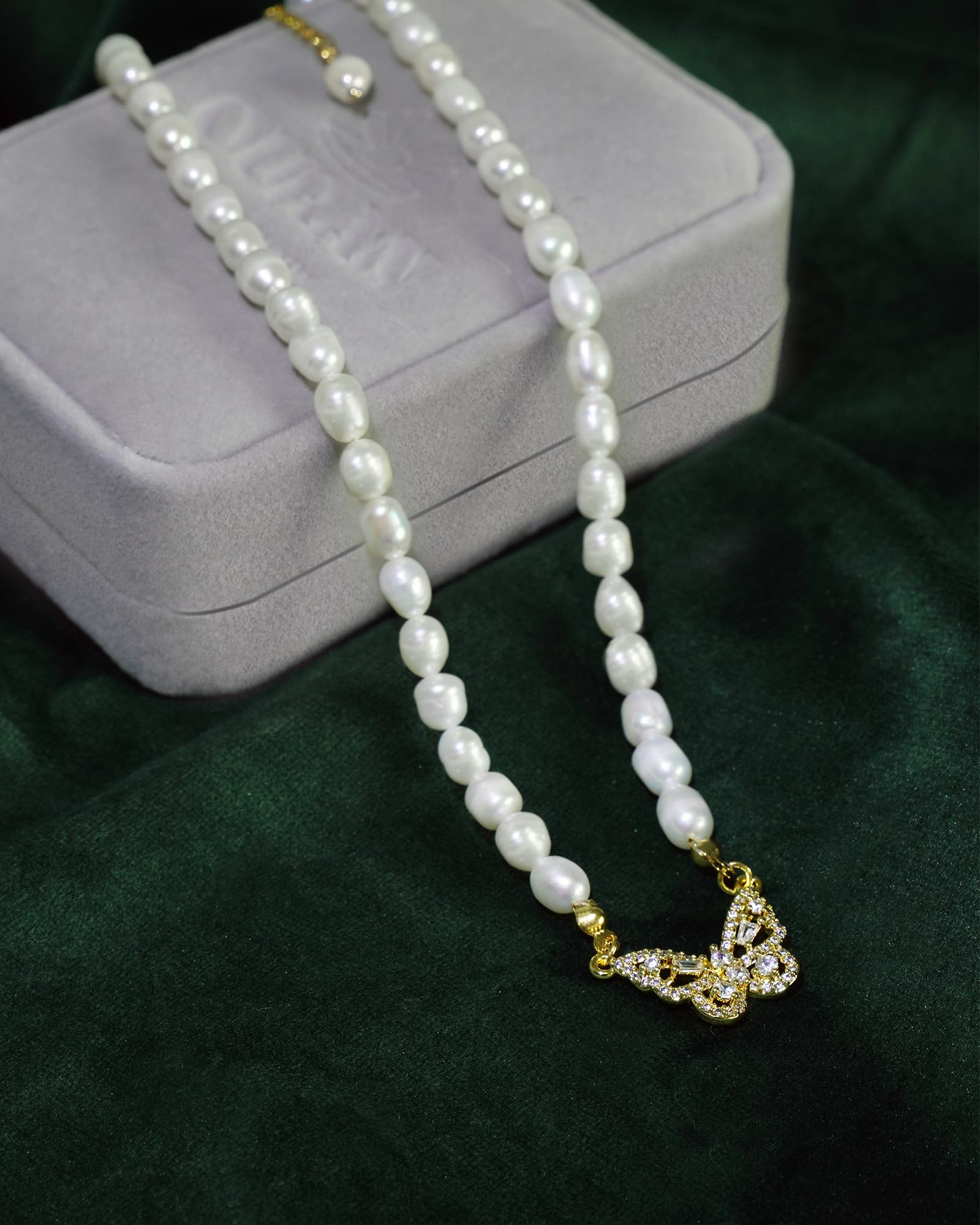 Collier de perles d'eau douce pour femme - Perles véritables - Bijou exquis de style baroque pour mère, fille, petite amie pour anniversaire, fête des mères, Saint-Valentin