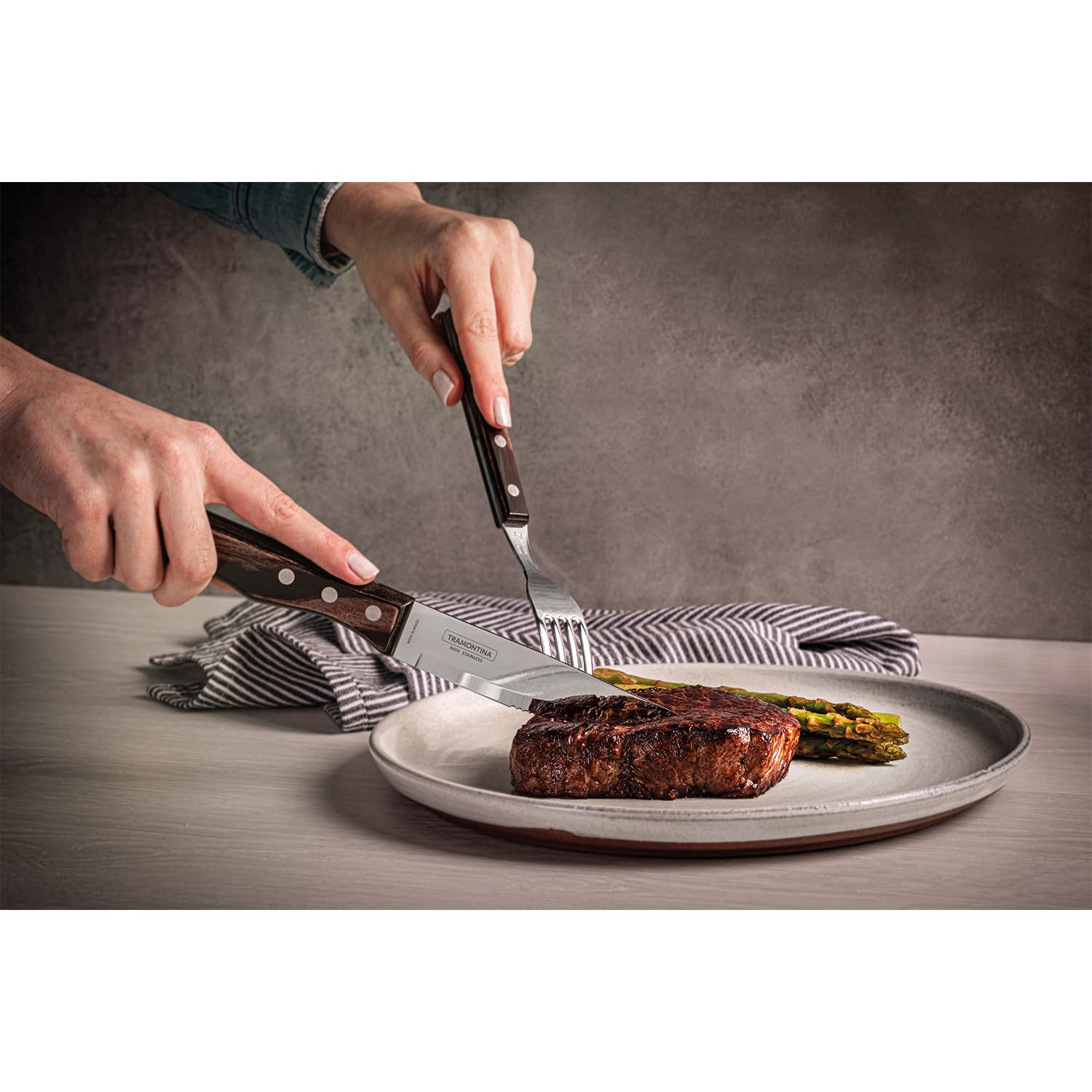 Tramontina Steakgabel Set Jumbo, 6-teiliges Set, rostfreier Edelstahl, Holzgriff FSC-zertifiziert, spülmaschinenfest, Tafelgabeln…