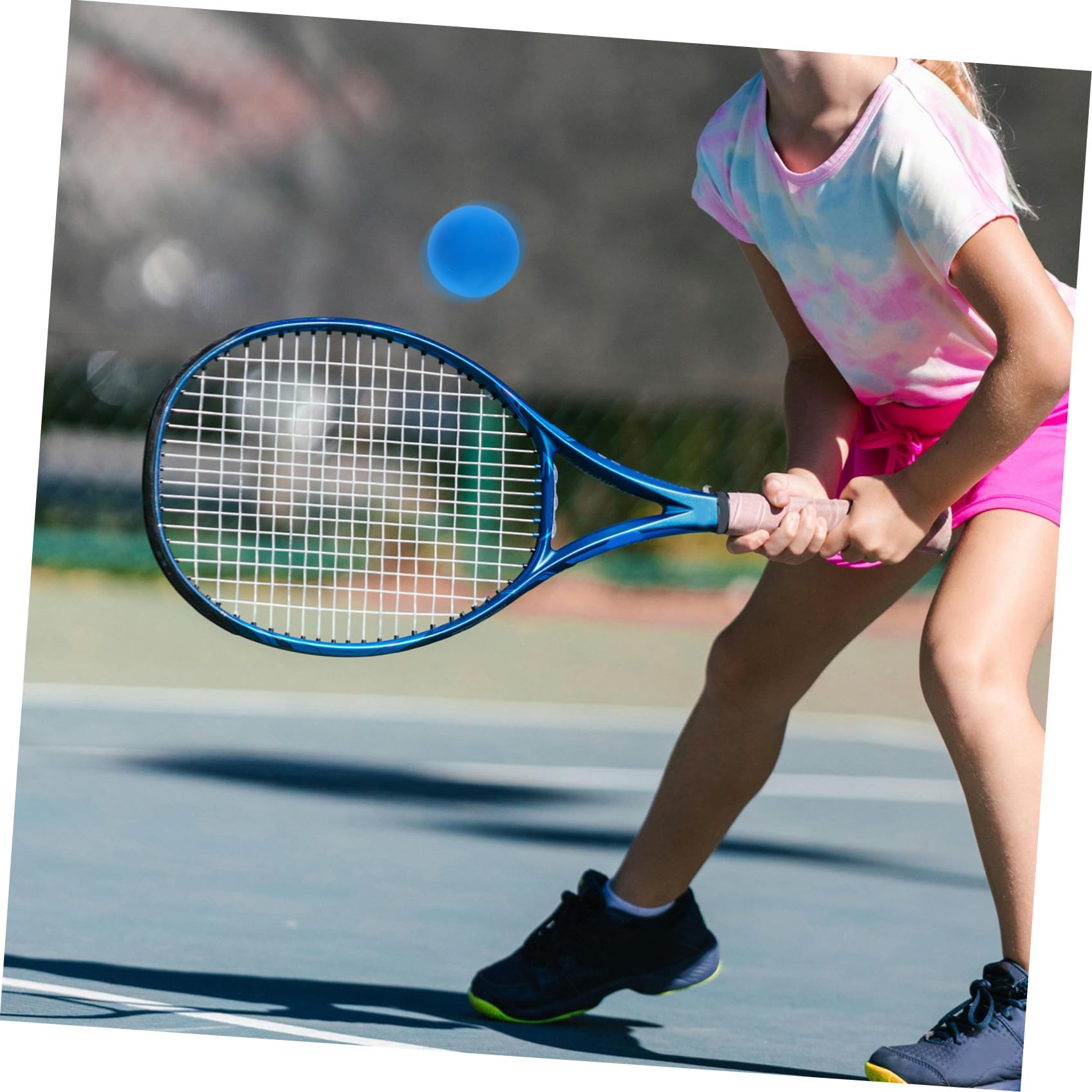 Lot de 4 Balles de Racquetball en Caoutchouc Creuses et Légères Mini Ballons D’Entraînement Bleu pour Squash Rebond Élevé Amélioration Coordination Usage Intérieur et