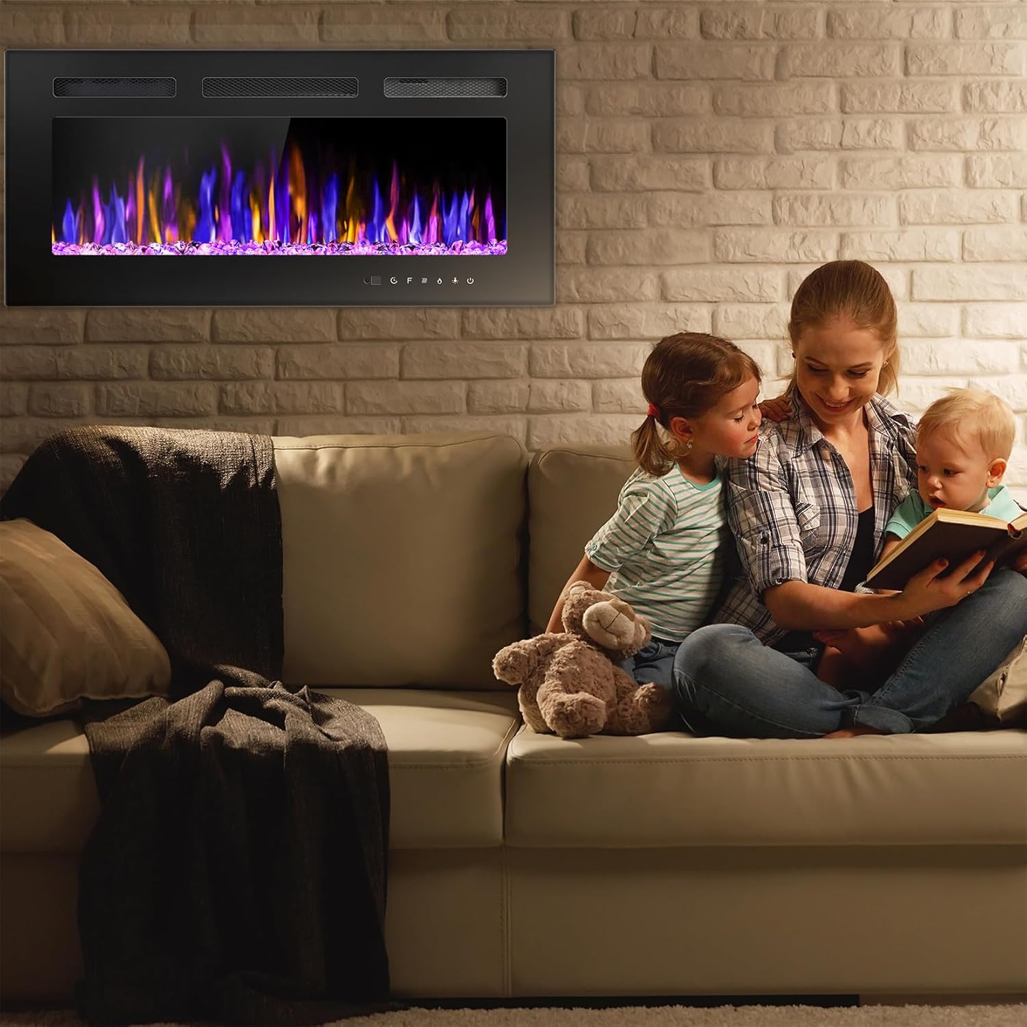 Image illustrating the heating operation, showing heat coming from the top center vent, and icons for low noise and timer.