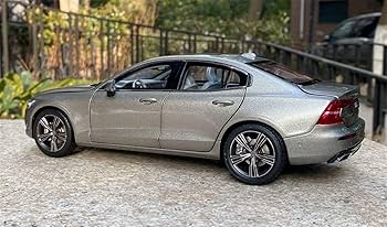 Scale Finished Model Car 1/18 for Volvo S60 2020 Sedan Scale