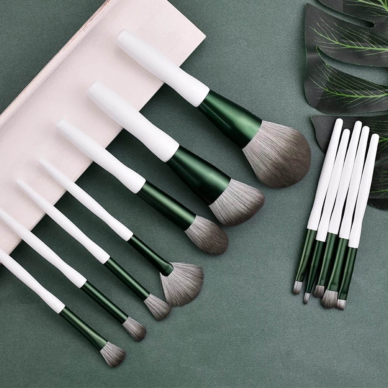 Make-up-Pinsel-Set 12 Make-up-Pinsel-Set mit weichem Anfängerpinsel Professional