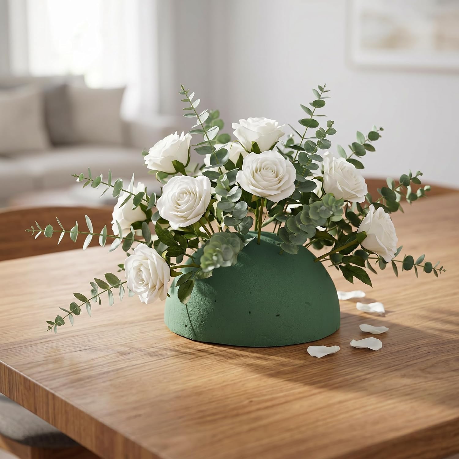 KEILEOHO 8 Pcs Floral Foam Half Balls, 5.5 x 2.75 Inch Green Half Round Dry Foam Blocks for Flower Arrangements, Florist Supplies for Artificial Flower and Craft Decorations