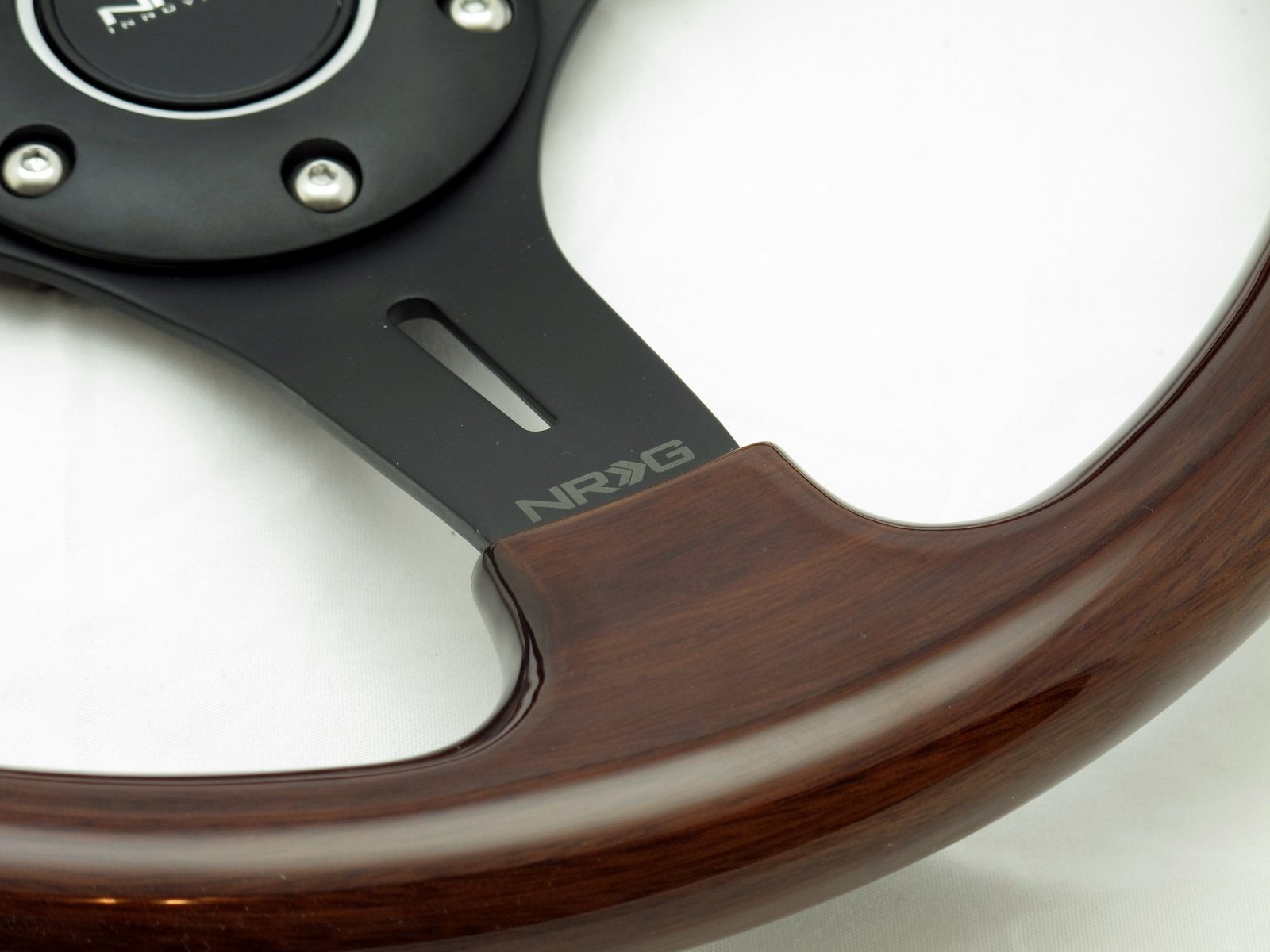 Amazon.com: NRG Innovations ST-015-1BK Classic Wood Grain Wheel