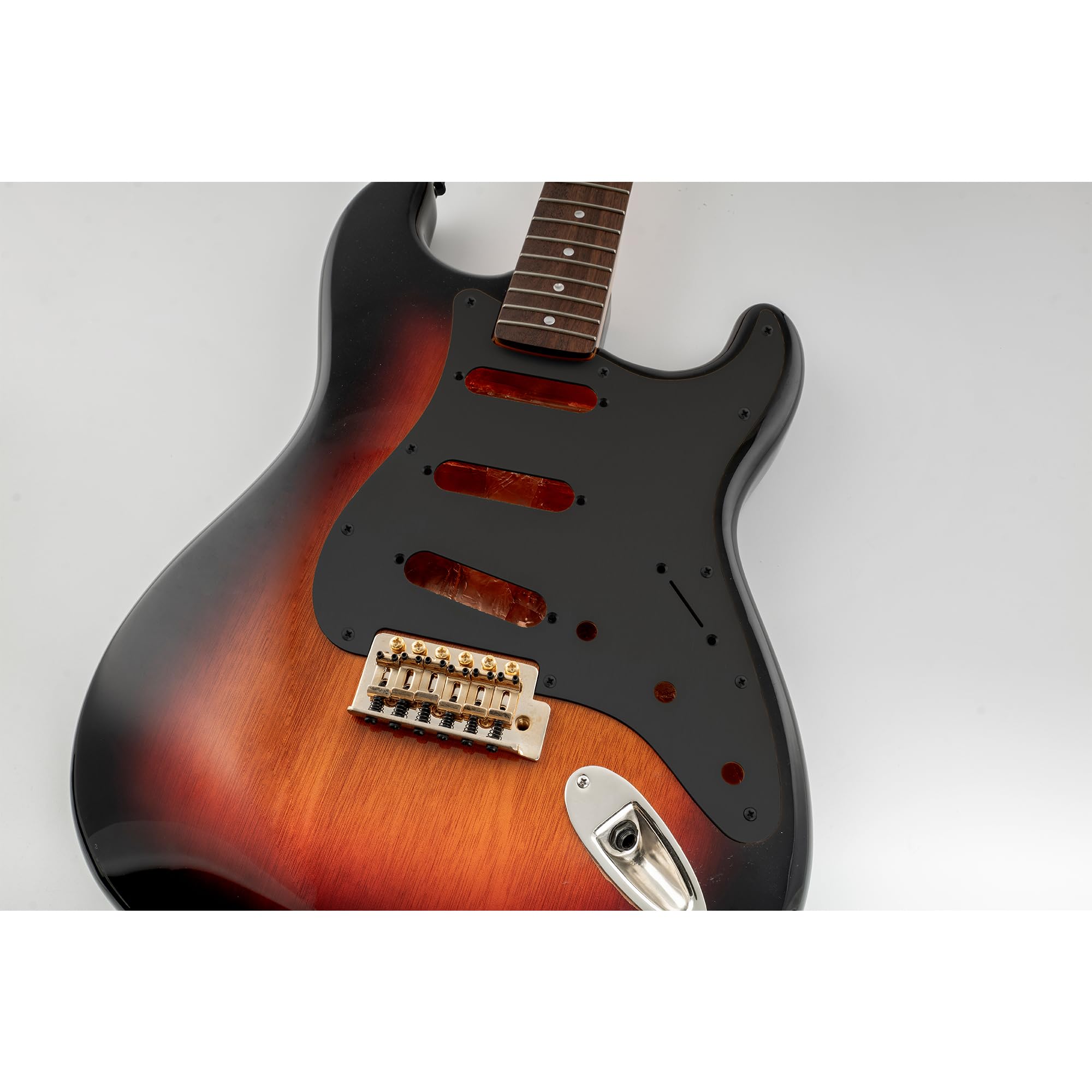 Fender Pickguard Stratocaster S/S/S 11-Hole Mount Gold Anodized Aluminum 1 Ply | Your Music Online - Foto 9
