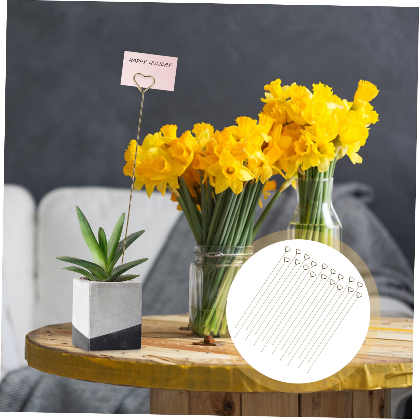 Cabilock 30Pcs Heart Shape Table Number Holders Floral Place Card Holders for Weddings Birthdays Photos Memo Notes and Attractive Card Clips for Decor