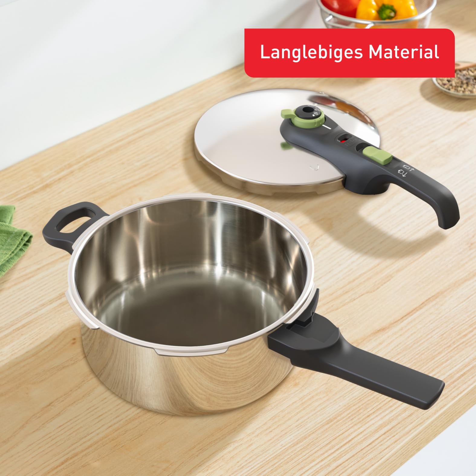 Tefal Secure Trendy Schnellkochtopf Induktion 4l, 2-Stufen-Garregler: Intensivstufe 117°C, Schonstufe 112°C, Induktions-Kapselboden, für alle Herdarten, Edelstahl/Schwarz/Grün, P2580400
