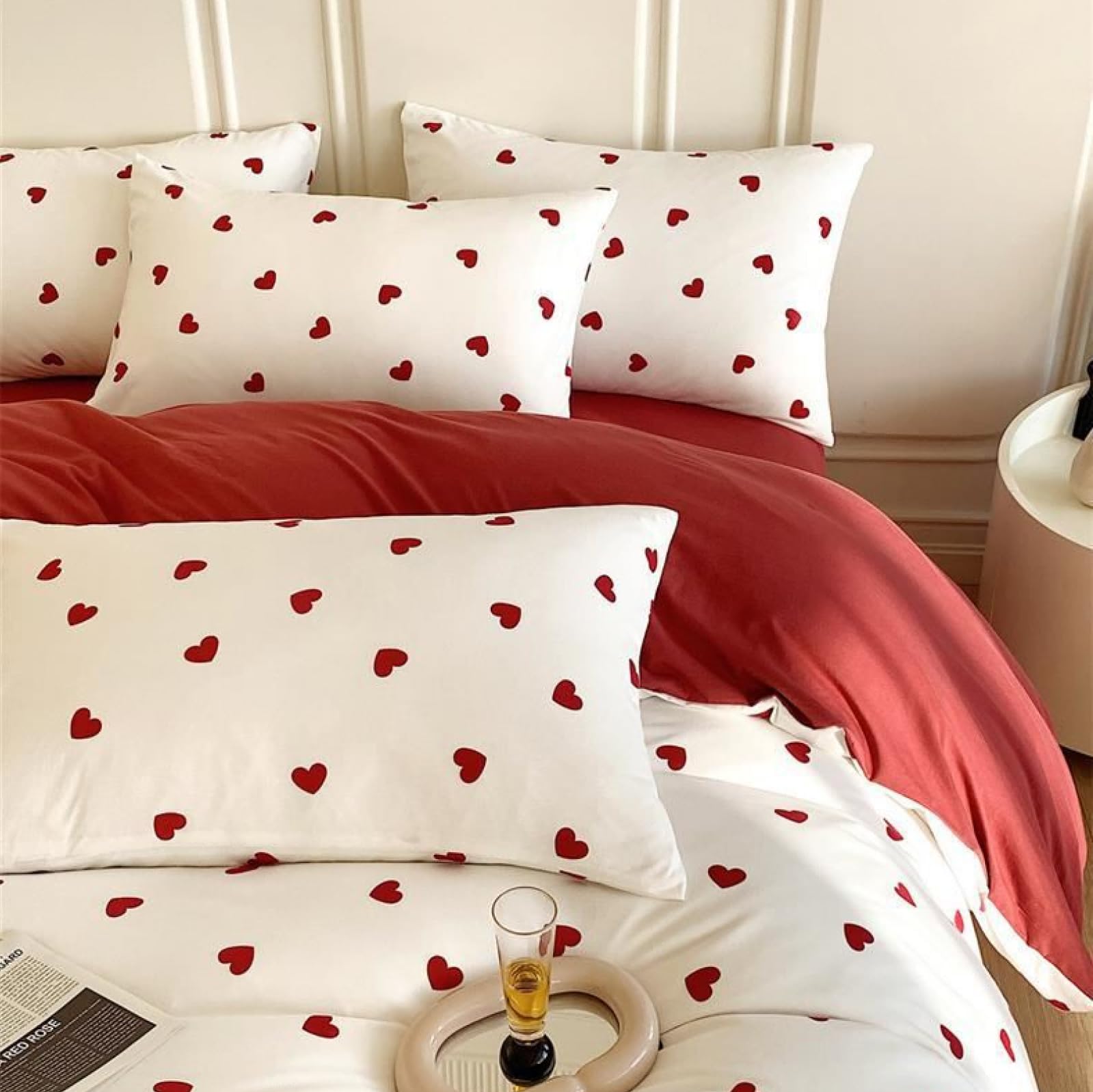 Freyamy Herz Bettwäsche 135x200 4teilig Weiß Rot Herzen Bettwäsche Set | Aesthetic Bettwäsche Mädchen, Microfaser ÖKO-TEX Bettwäsche-Sets, 2 Bettbezug mit Reißverschluss und 2 Kissenbezug 80x80cm