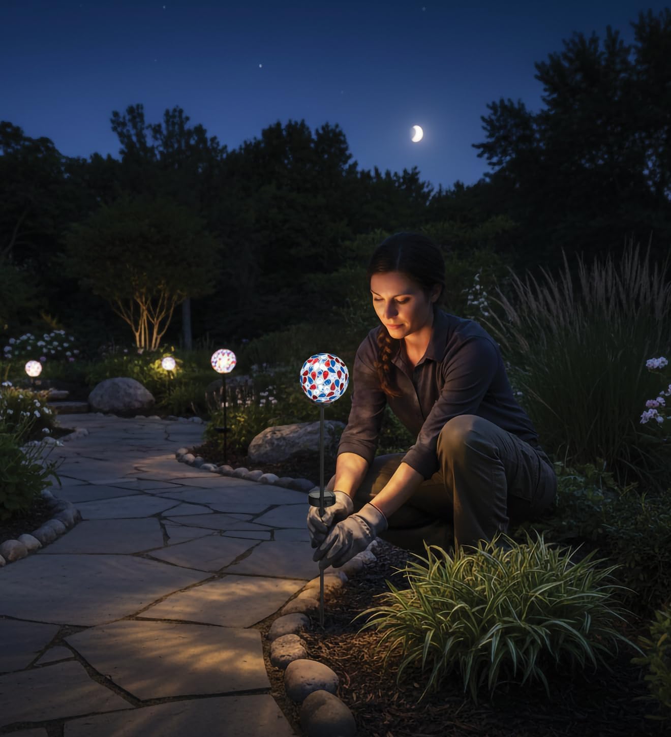 Regal Art & Gift Americana Mosaic Solar Stake Set of 2, Patriotic Outdoor LED Garden Lighting, Weather-Resistant Metal and Glass Decorative Landscape Decor for Yard and Pathway – Teardrop