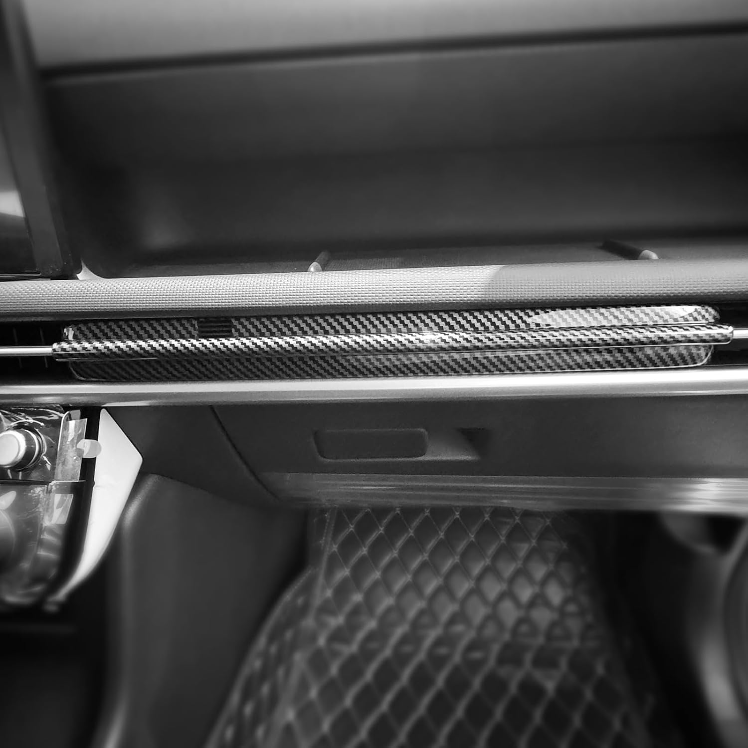 YOUTOOCAR Co-Pilot Air Vent Cover Trim Compatible with Hyundai Tucson 2025-2026 Accessories (Carbon Fiber Pattern)