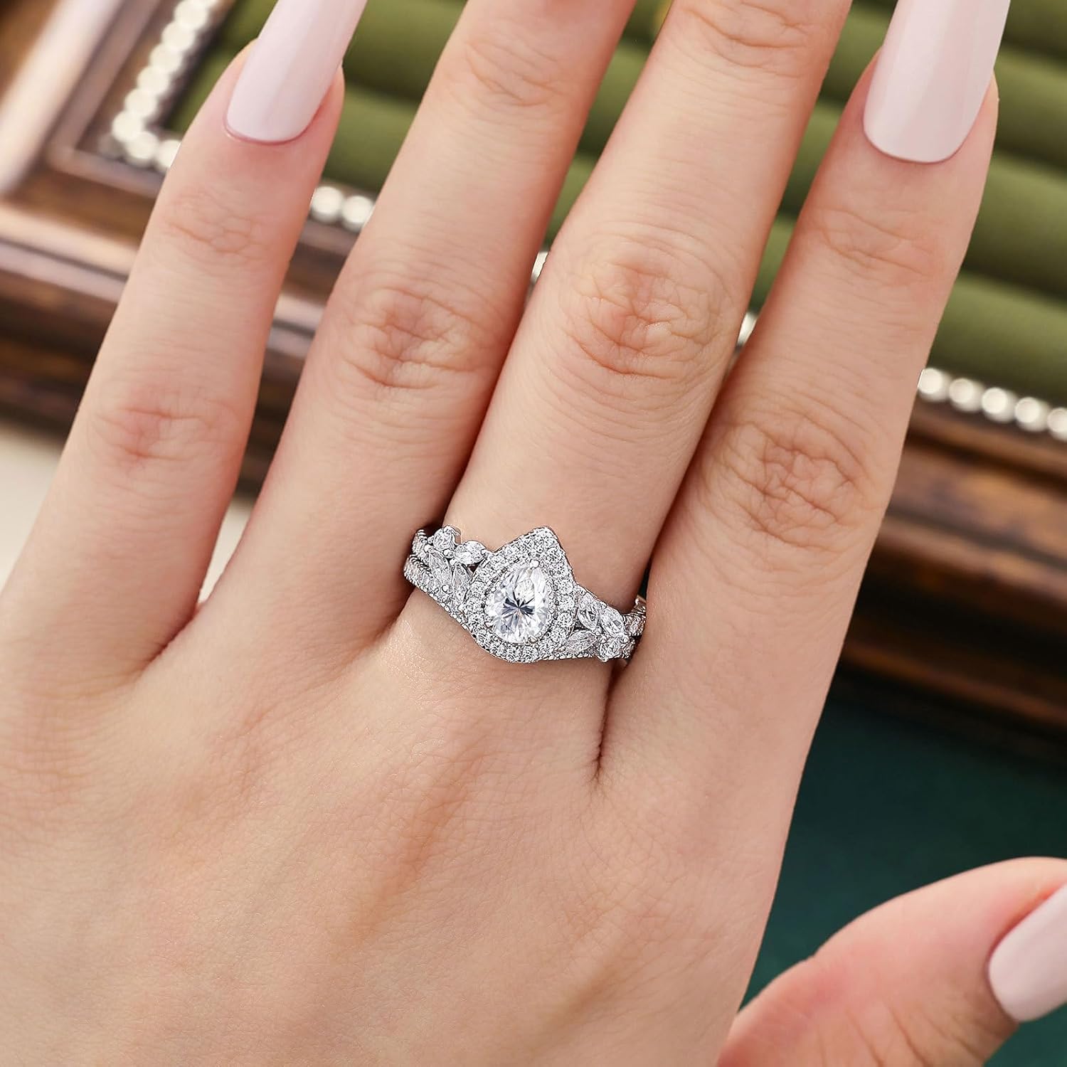 925 Sterling Silver Pear Cut Halo Wedding Engagement Rings Set for Women Bridal Ring Sets AAAAA Cubic Zirconia Promise Band Anniversary Size 5-10