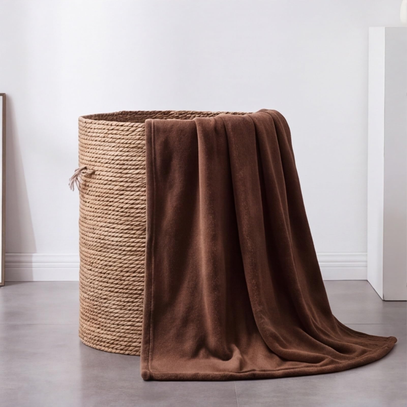 YXRS Fleece Blanket Throw 185 x 265 cm Polyester Warm Versatile Blanket Soft Cosy Warm for Bed Settees Armchairs, Brown