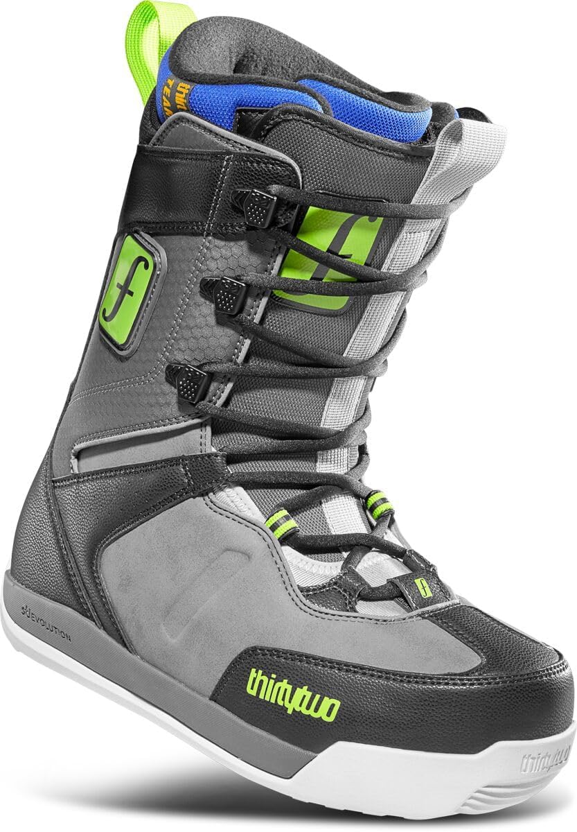 ThirtyTwo JP WLK Forum PRO Snowboard Boots - Snowboard Boots with Dual-Zone Lacing & Grippy Outsole