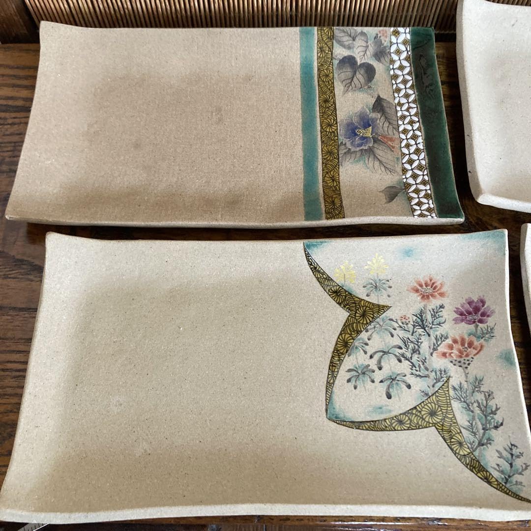 Kutani Grilled Earth Flower Picture Change, 5-Piece Long Plate Set