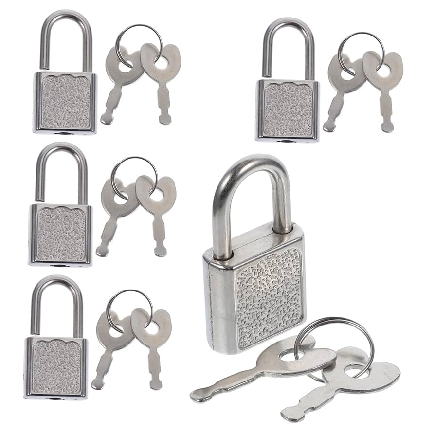 古い鍵と木箱のコレクション 古い鍵と木箱のコレクション