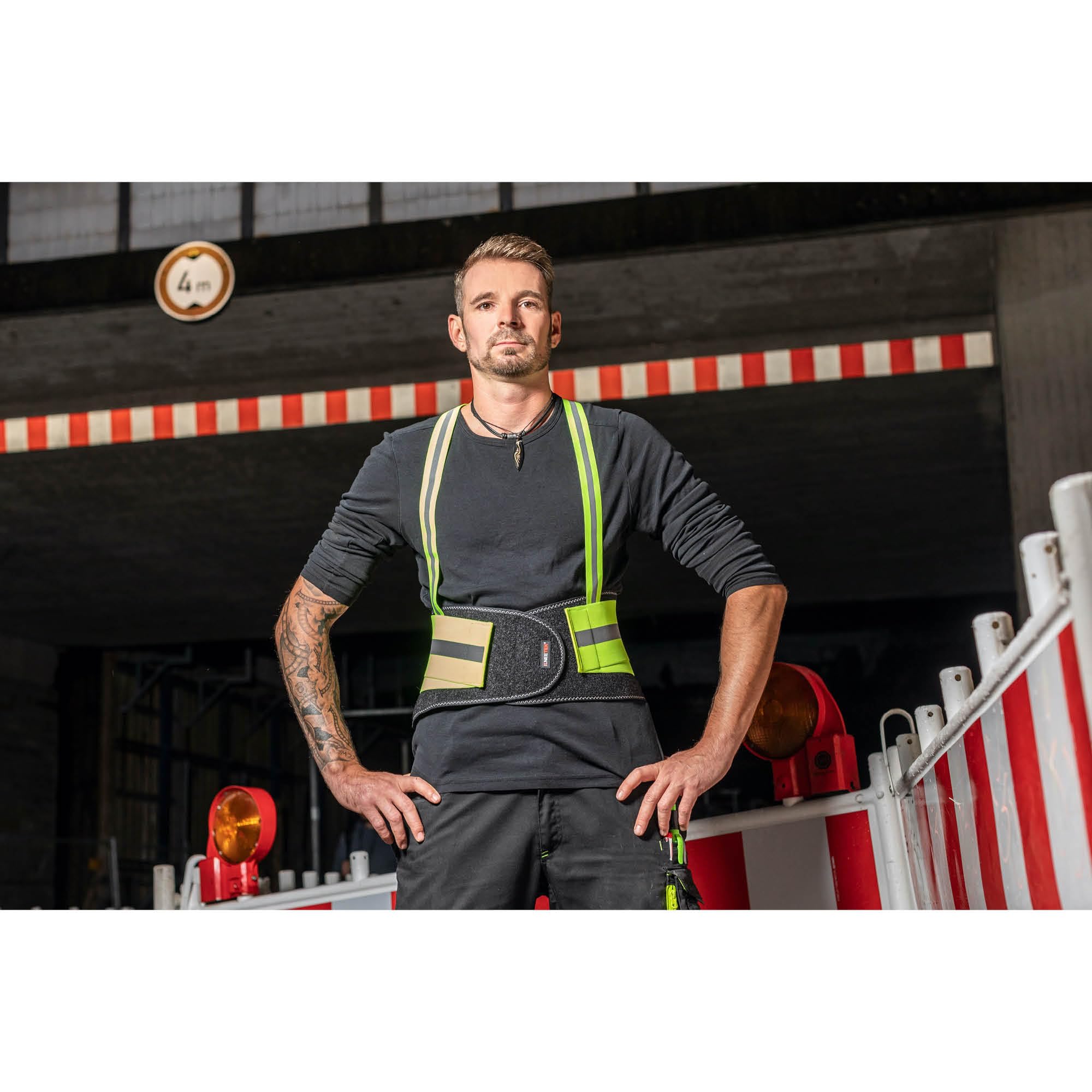 Kneetek Rückenstützgurt HiVis M (68–96 cm) | reflektierender Stützgurt für hohe Sichtbarkeit | Rückenstütze zur Erleichterung der Arbeiten und Unterstützung des Rückens