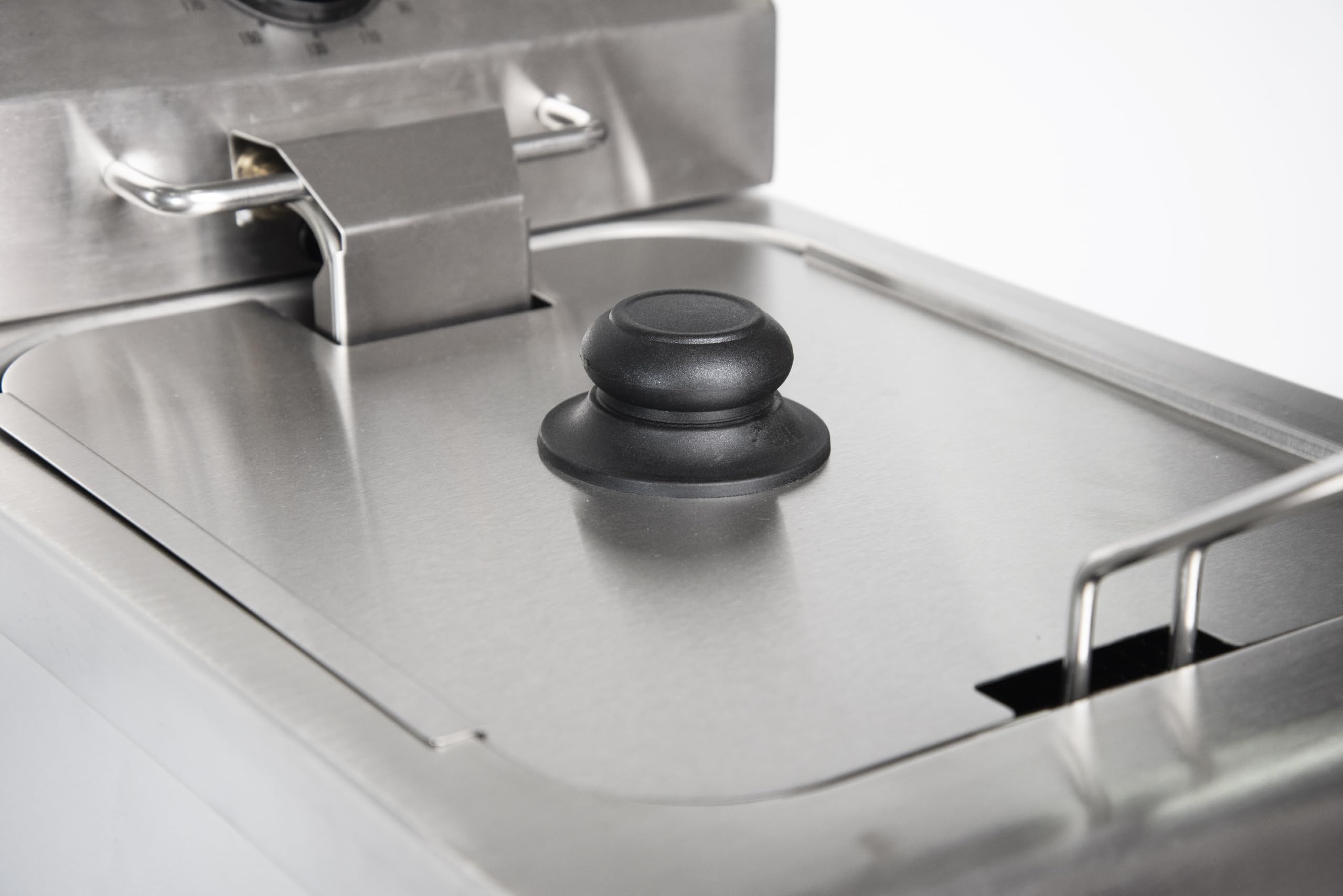 METRO Professional Friggitrice Elettrica GDF3008, Acciaio Inox, 8L, 3250W, Riscaldamento Rapido, con Coperchio, Pannello Comandi Estraibile, Termostato di Sicurezza, Zona Fredda