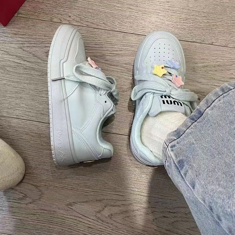 Cute Star Shoes for Girls - Chunky Platform Y2K Walking Sneakers Comfortable Accessories Include Stars2