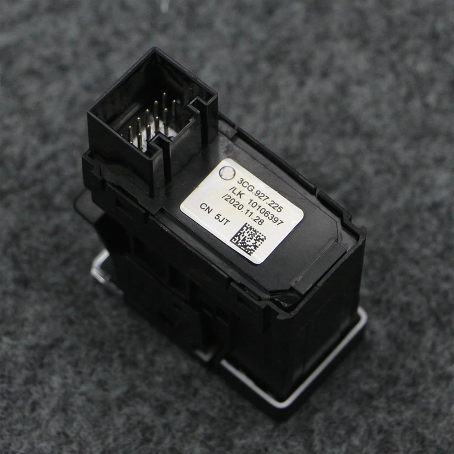 for VW for Teramont Single Handbrake Switch P Parking Switch 3CG 927 225 Car Parts Hand Brake Parking Brake Switch Button car Parking Button