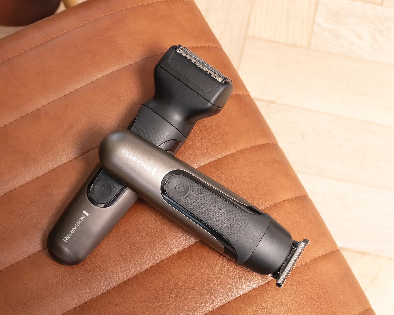Remington ONE Multi-Haarschneidemaschine & Barttrimmer [inkl.18 Aufsteckköpfe/-kämme] Haarschneider, Bartschneider, Köper-/Nasen-/Ohr- & Augenbrauentrimmer (wasserdicht,Lithium) Multi-Groomer PG780
