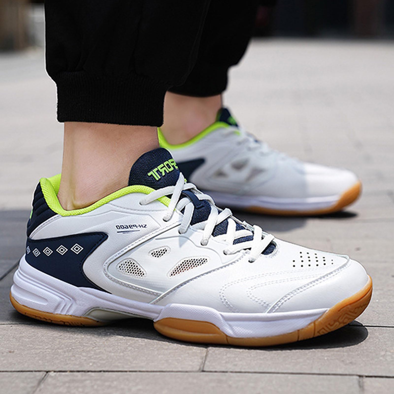 Chaussures de Badminton Respirantes,Squash Volleyball Sneaker,Hommes Chaussures De Badminton,Chaussures d'entraînement de Badminton,Maintien et Amorti,pour Badminton,Volleyball,Squash