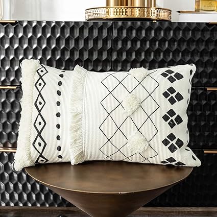 tufted lumbar pillow