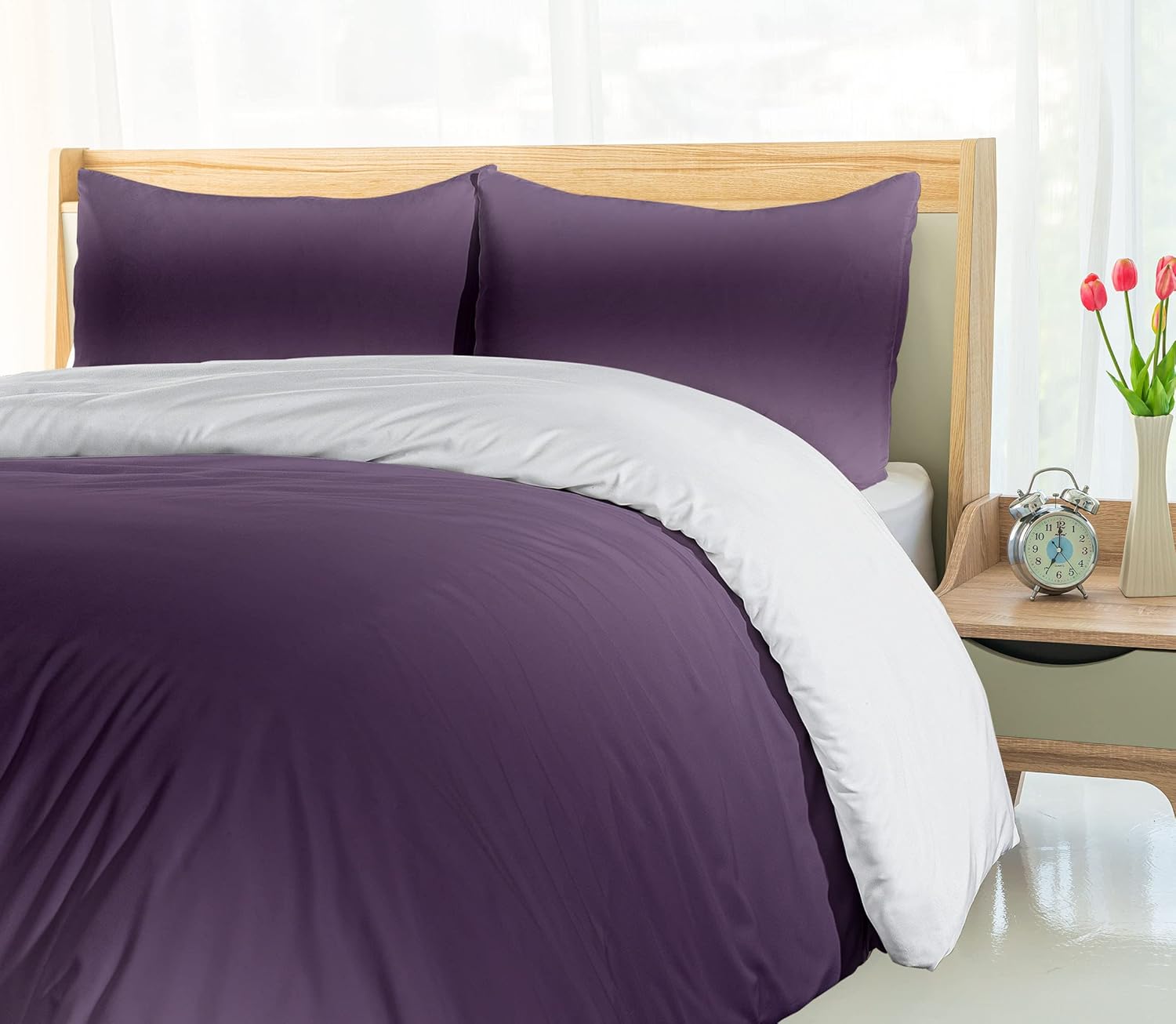 Ambesonne Ombre Duvet Cover Set, Hollywood Glam Show Inspired Color Ombre Design Abstract Representation Digital Image, Decorative 3 Piece Bedding Set with 2 Pillow Shams, King Size, Purple King Purple