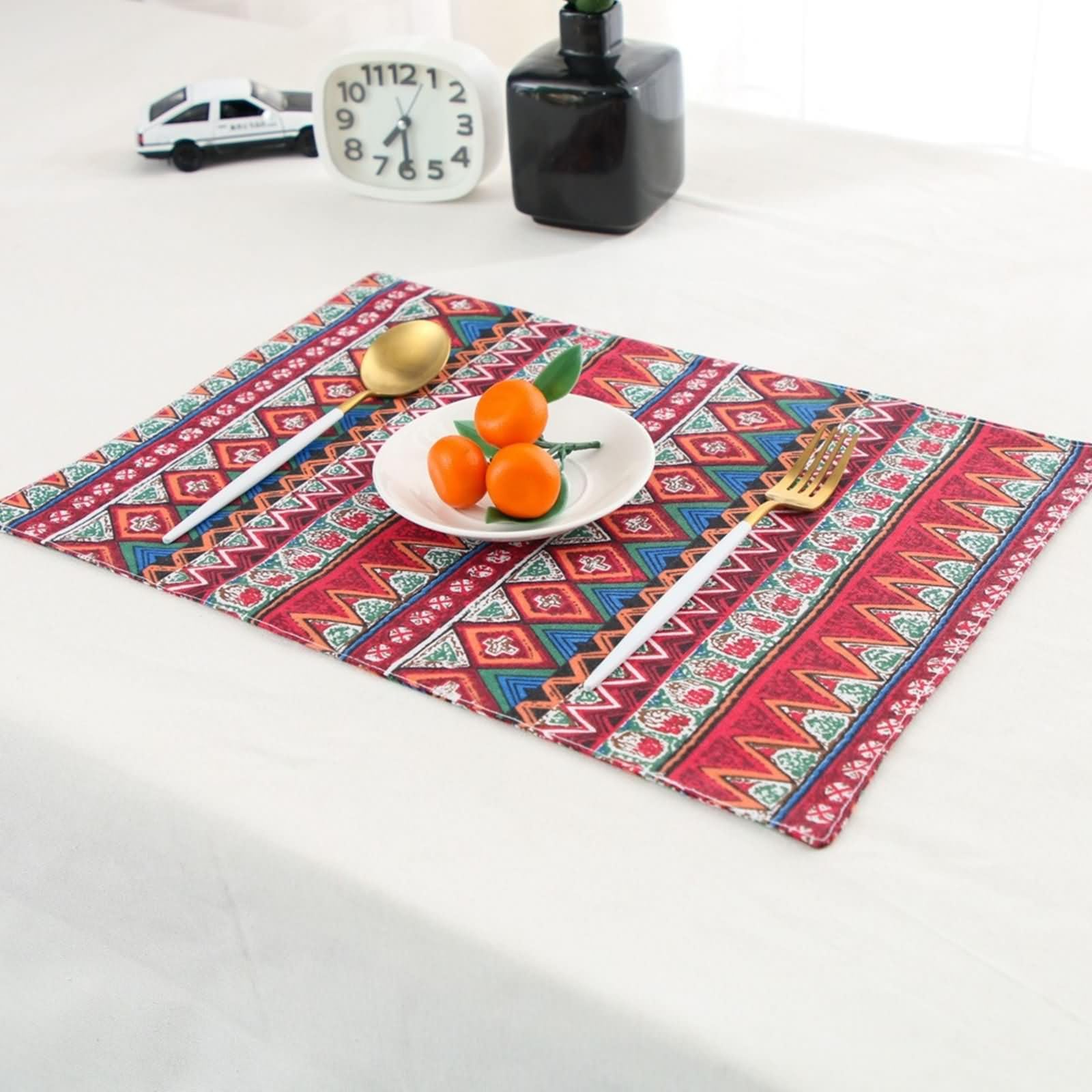 Lot de 8 Napperon Table Restaurant, 30 x 45 CM Rouge Orange Set de Table Salle à Manger Lavable Antidérapant, Rectangle avec Motif Vintage