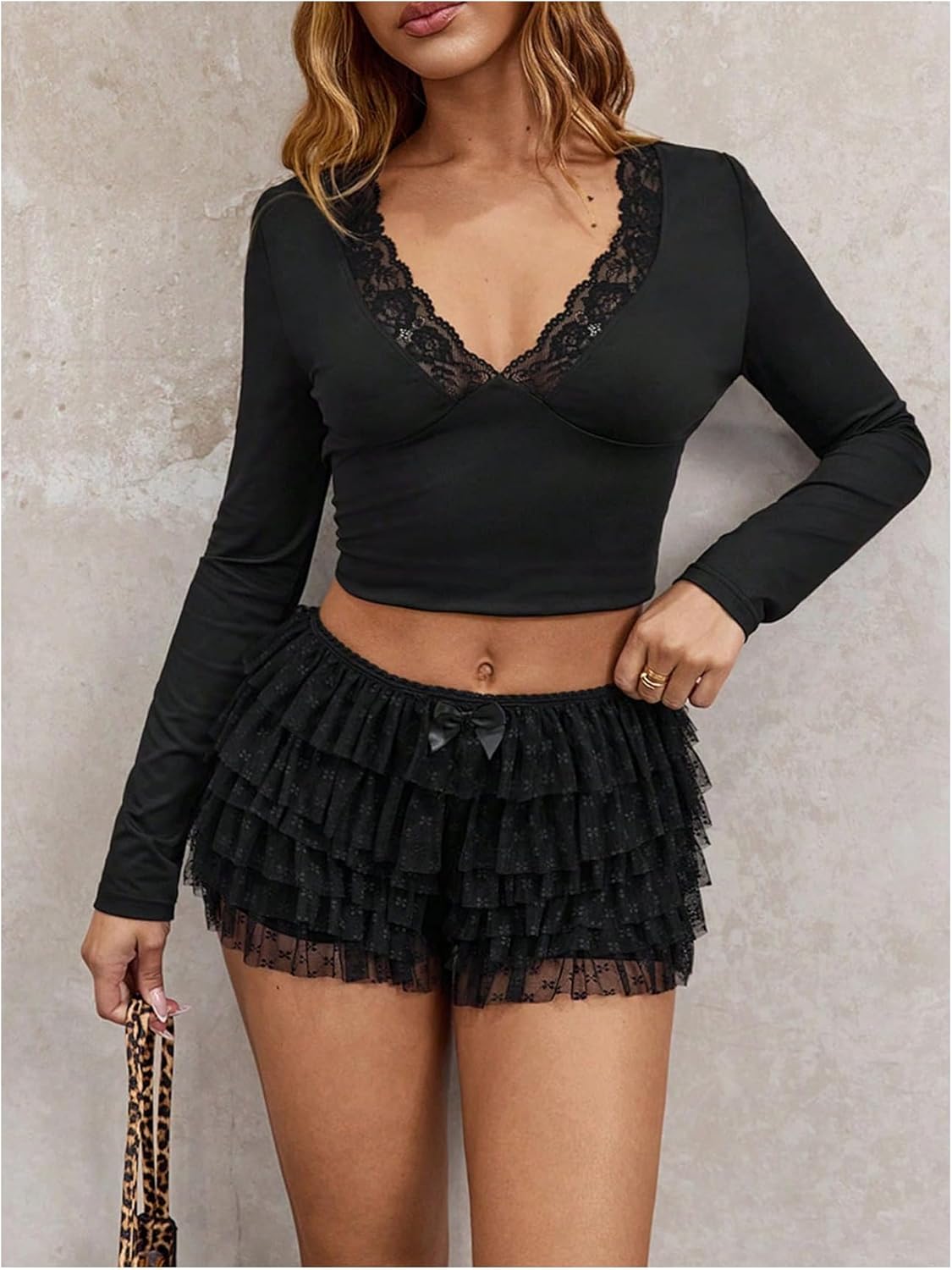 SweatyRocks Women's Lace Ruffle Mini Bloomer Shorts Low Rise Layered Gothic Y2k Booty Shorts - Image 5