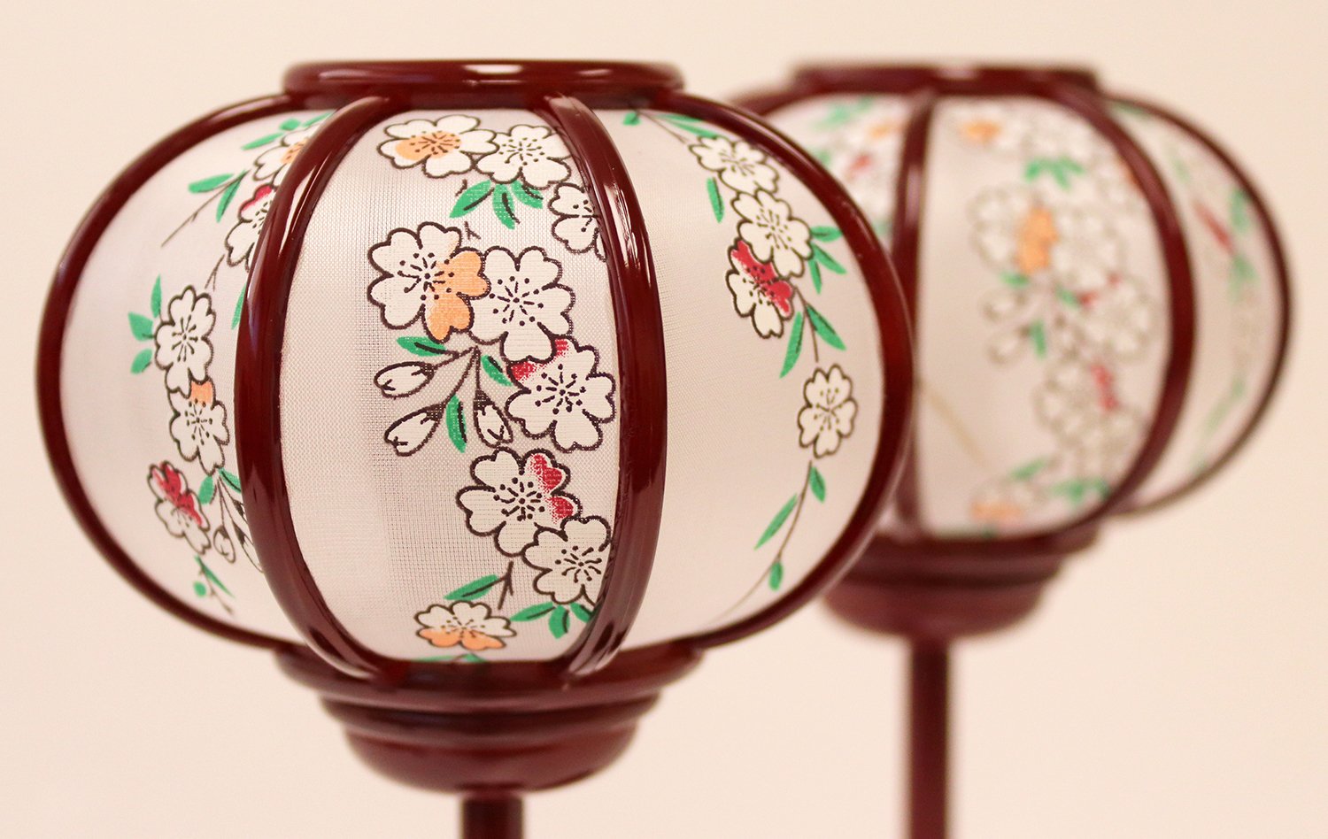 Amazon | ひな人形用道具 雪洞(ぼんぼり) コードレス 花雪洞 花梨塗 22