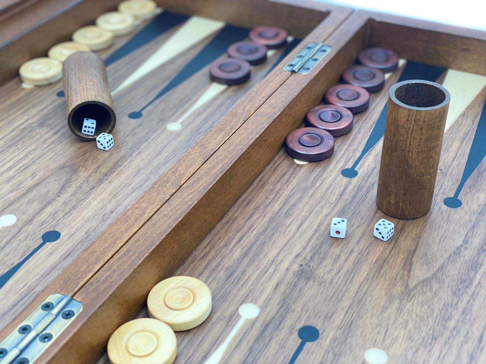 Backgammon Di Lusso - Backgammon in Legno Massello - Fatto a Mano Legno Pedina - Colore: Walnut