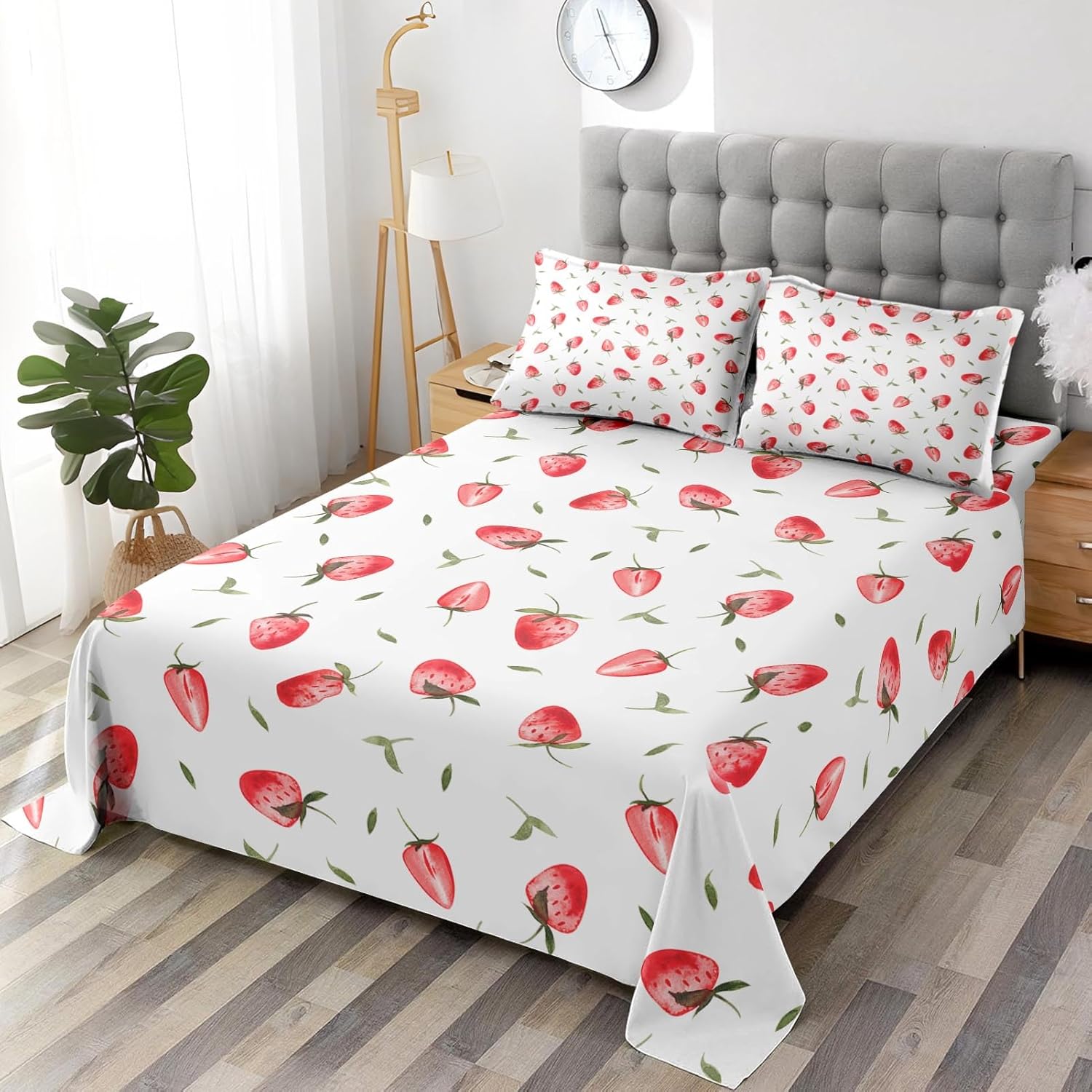 4 Pcs Fitted Sheet Set Queen Size, Cute Red Strawberry Fruit, Bed Decor Pink Strawberries Party Girly Bedroom Sets Pillowcase Bedsheet Bedding Flat Sheet for Kids and Adults
