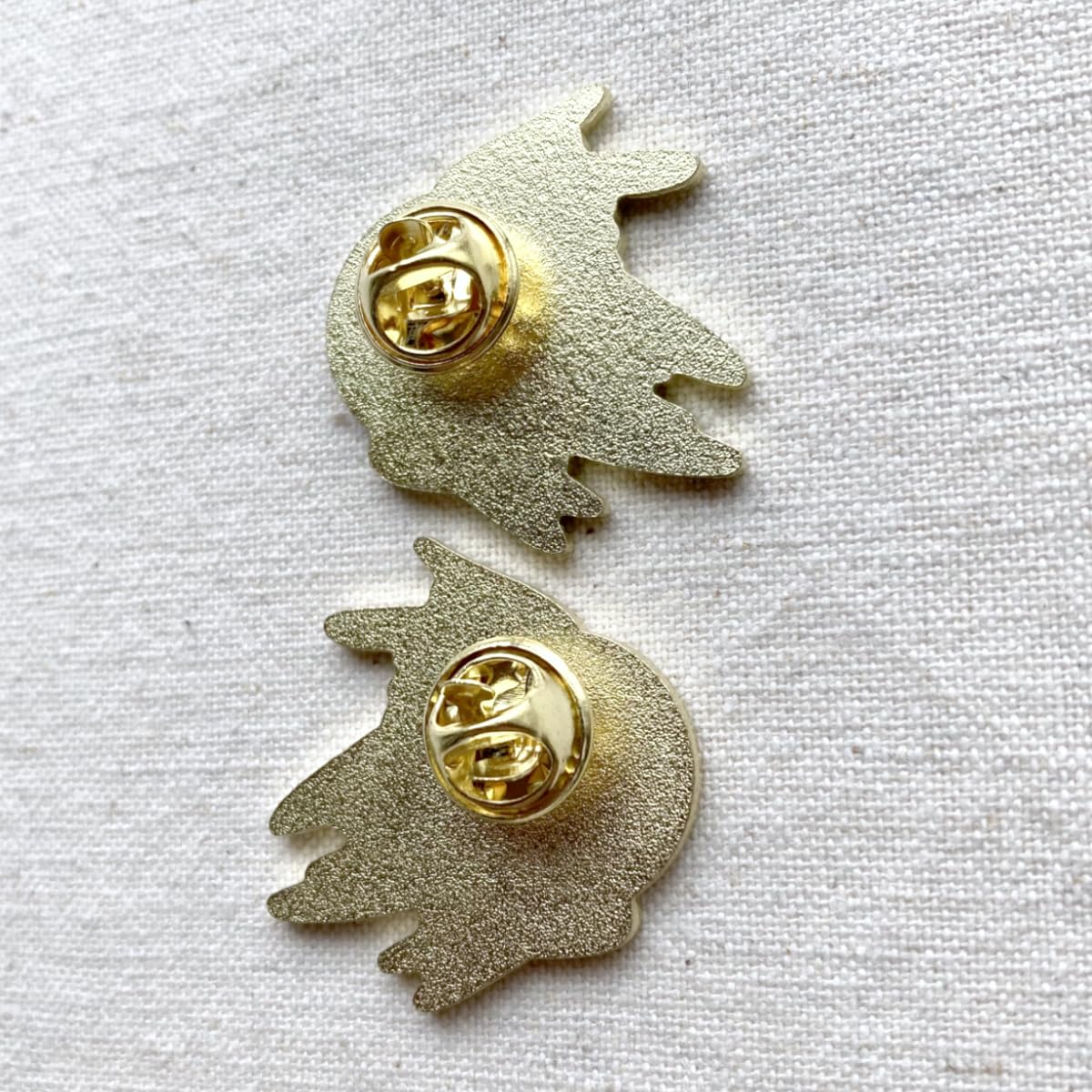 Amazon.co.jp: 羽のある瞳2個セット 天使の眼 悪魔 邪視 目ペア