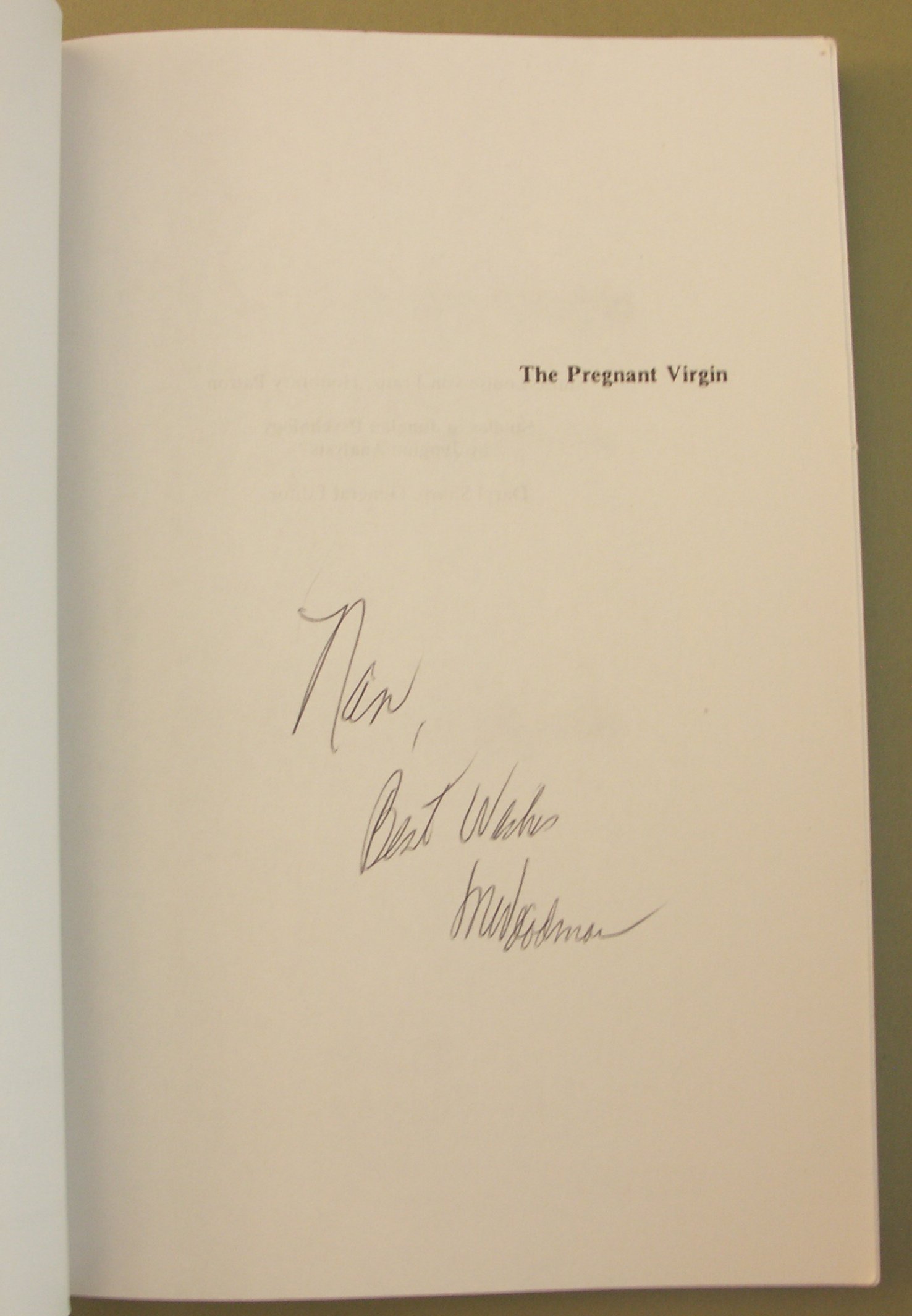 The Pregnant Virgin: A Process of Psychological Transformation (Studies in Jungian Psychology by Jungian Analysts) Paperback – 1 Oct. 1985