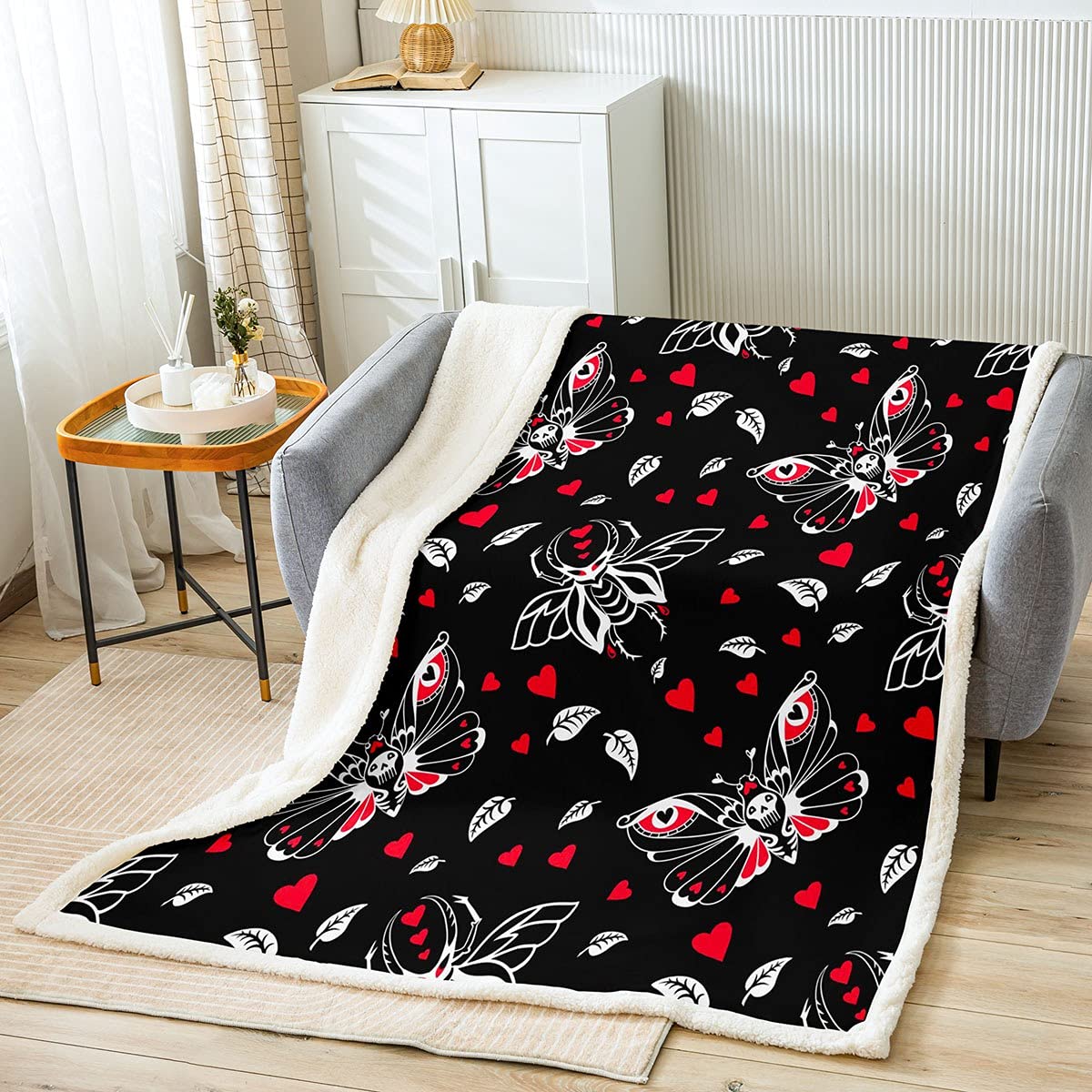 Loussiesd Moth Skull Fleece Blanket Boho Butterfly Red Heart Throw Blanket for Bed Sofa Kids Ultra Soft Chic Skeleton Gothic Bones Sherpa Blanket Black White Flannel Baby 30x40 Inch